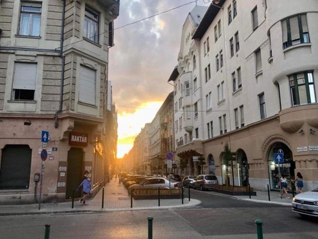 Jewelry Box In Central Budapest Exterior foto